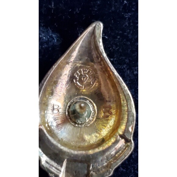 Vintage Red Cross Gold Tone & Red Teardrop 2 3 4 Gallon Blood Donor Pins Lot - Picture 7 of 9